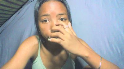 Rasoanir live cam on Cam4