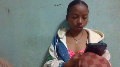 Rasoanir live cam on Cam4