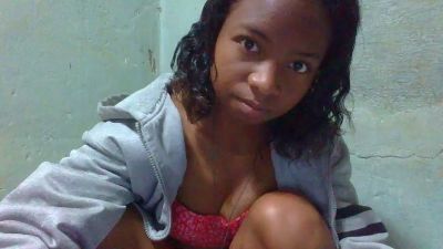 Rasoanir live cam on Cam4