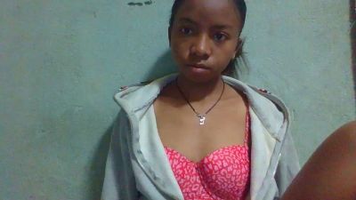 Rasoanir live cam on Cam4