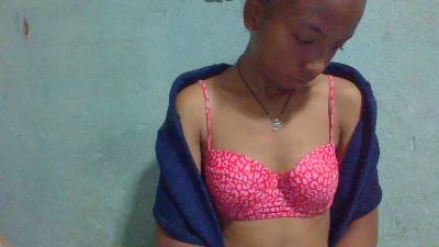 Rasoanir live cam on Cam4