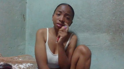 Rasoanir live cam on Cam4