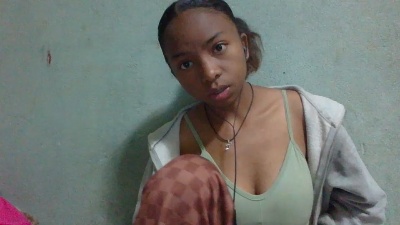 Rasoanir live cam on Cam4