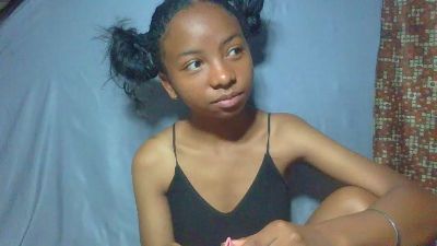 Rasoanir live cam on Cam4