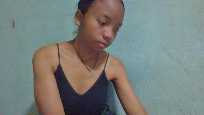 Rasoanir live cam on Cam4