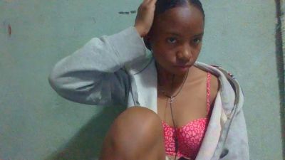 Rasoanir live cam on Cam4