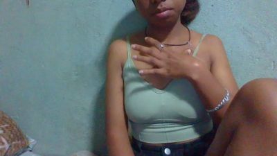 Rasoanir live cam on Cam4