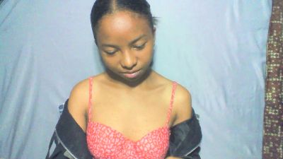 Rasoanir live cam on Cam4