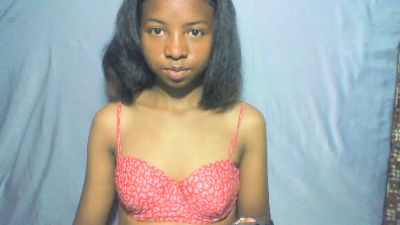 Rasoanir live cam on Cam4