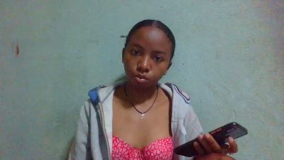 Rasoanir live cam on Cam4