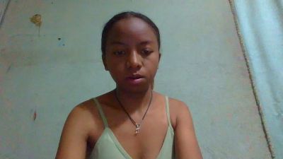 Rasoanir live cam on Cam4