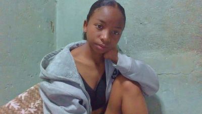 Rasoanir live cam on Cam4