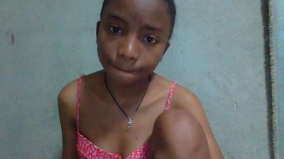 Rasoanir live cam on Cam4
