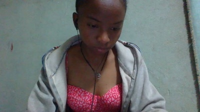 Rasoanir live cam on Cam4