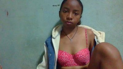Rasoanir live cam on Cam4