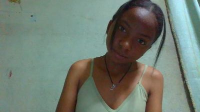 Rasoanir live cam on Cam4