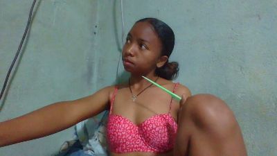 Rasoanir live cam on Cam4