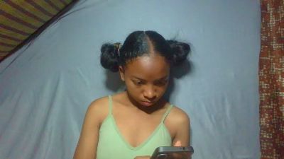 Rasoanir live cam on Cam4