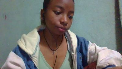 Rasoanir live cam on Cam4