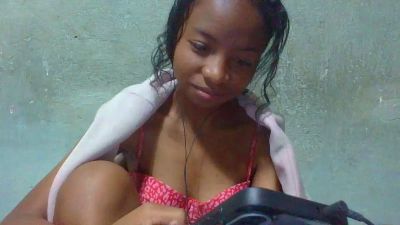 Rasoanir live cam on Cam4