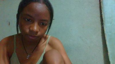 Rasoanir live cam on Cam4