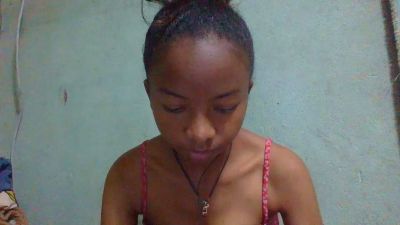 Rasoanir live cam on Cam4