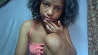 Rasoanir live cam on Cam4