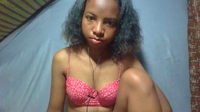 Rasoanir live cam on Cam4