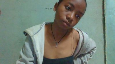 Rasoanir live cam on Cam4