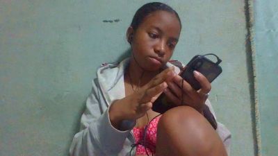 Rasoanir live cam on Cam4
