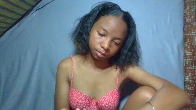 Rasoanir live cam on Cam4