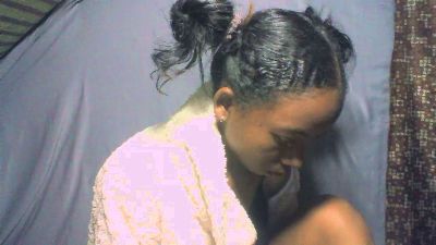 Rasoanir live cam on Cam4