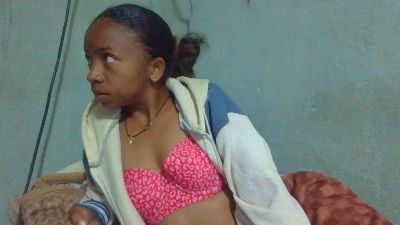 Rasoanir live cam on Cam4