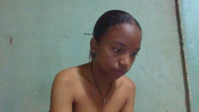 Rasoanir live cam on Cam4