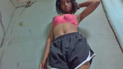 Rasoanir live cam on Cam4