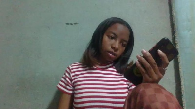 Rasoanir live cam on Cam4