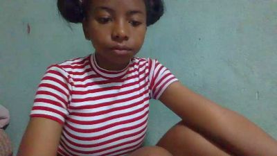 Rasoanir live cam on Cam4