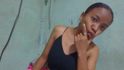 Rasoanir live cam on Cam4