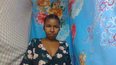 Rasoazety28 live cam on Cam4