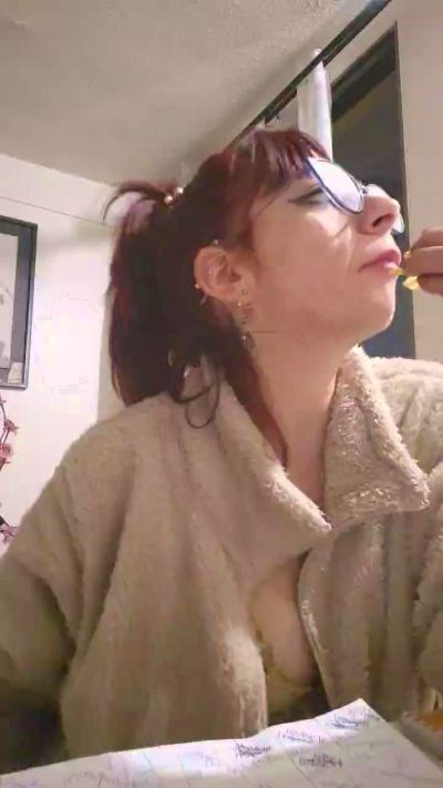 Ratubela live cam on Cam4