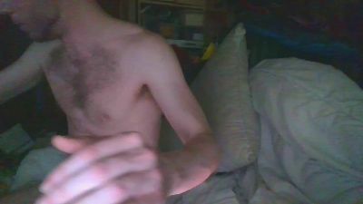 RaveisKing75 live cam on Cam4