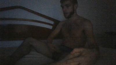 RaveisKing75 live cam on Cam4