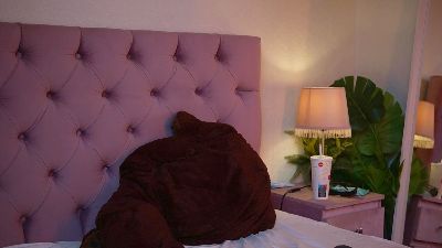 RavenMelody live cam on Cam4