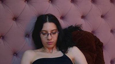 RavenMelody live cam on Cam4