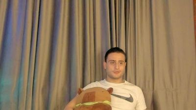 RavenMoss live cam on Cam4