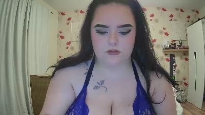 RavenRose live cam on Cam4