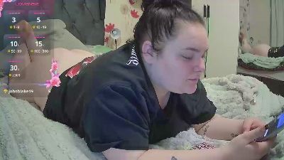 RavenRose live cam on Cam4