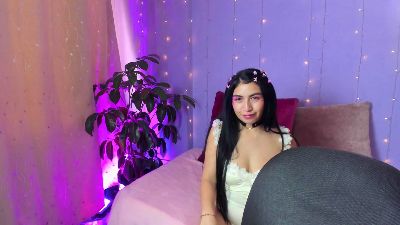 Ravenpurple live cam on Cam4