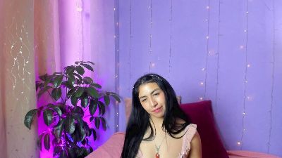 Ravenpurple live cam on Cam4
