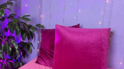 Ravenpurple live cam on Cam4